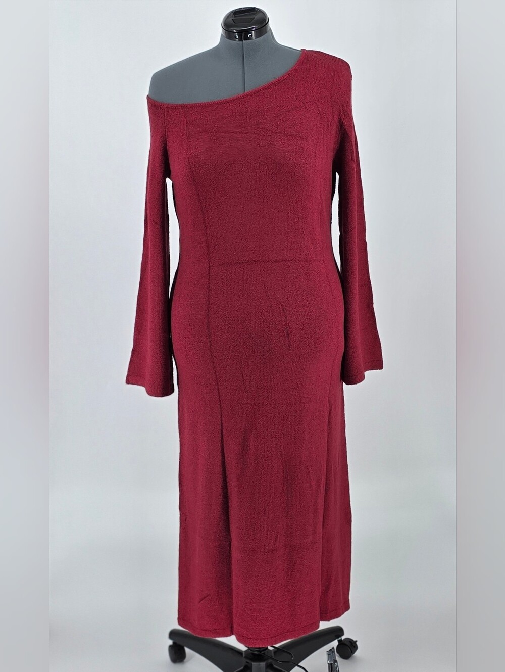 Off-Shoulder Long Sleeve Bodycon Burgundy Knit Dress
